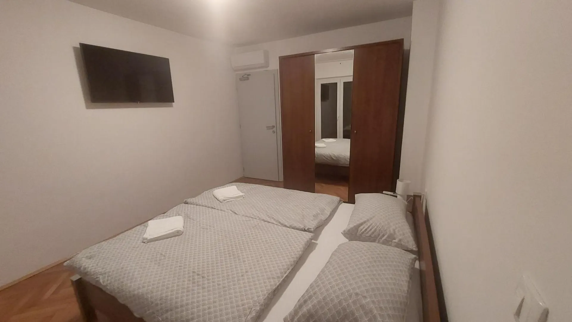 Apartman Vasilic Jurandvor 0*,